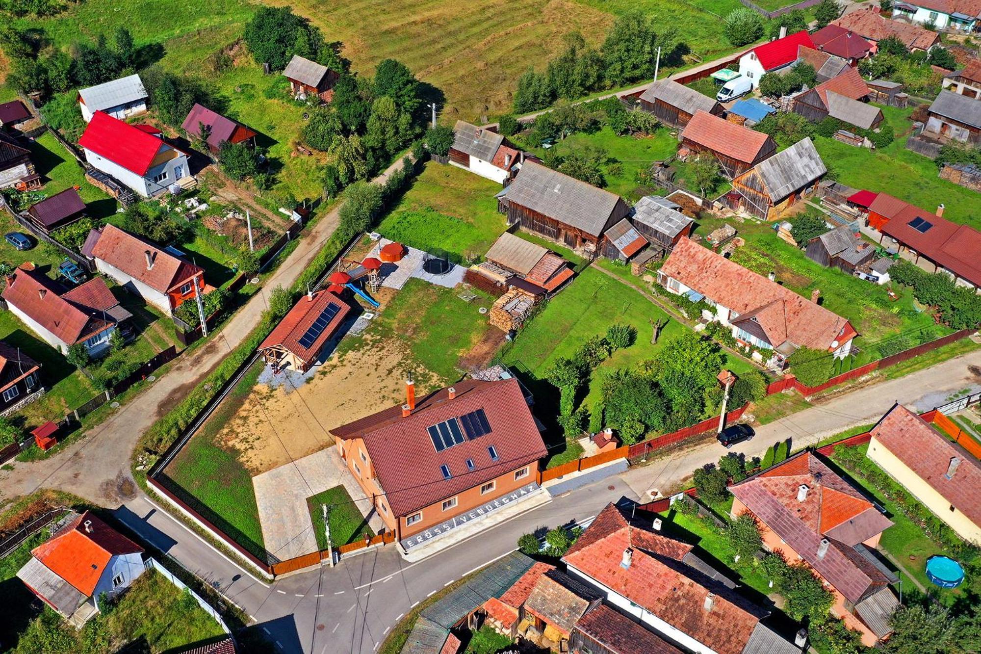 Villa Erőss Kulcsosház Lăzarea Exterior foto